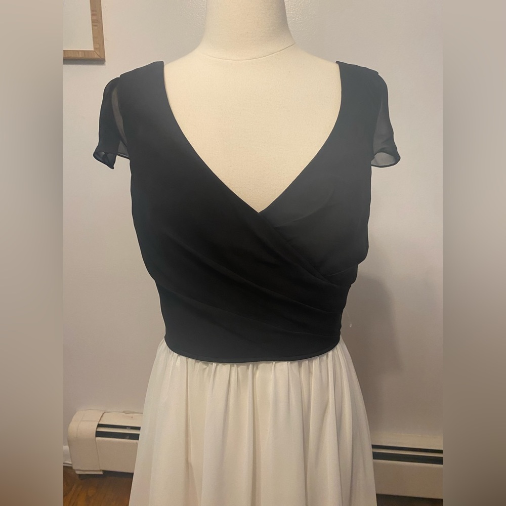 Never worn black and white formal Jim Hjelm dress